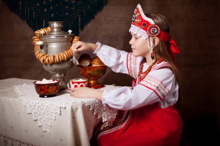 «В чае я души не чаю…» (о фотовыставке в музее Н.Г. Чернышевского)