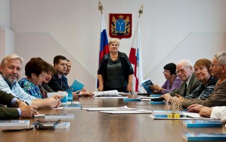 Состоялась презентация сборника "Юные журналисты Саратовской области о родном крае, об истории, о семье и о себе"