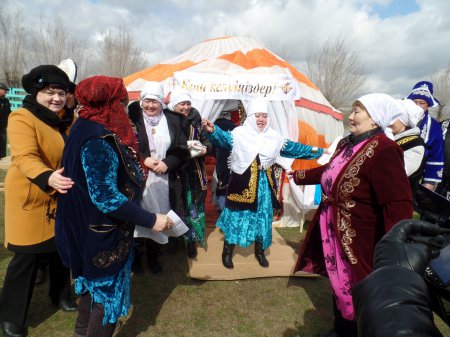 В Алгае праздновали Науруз