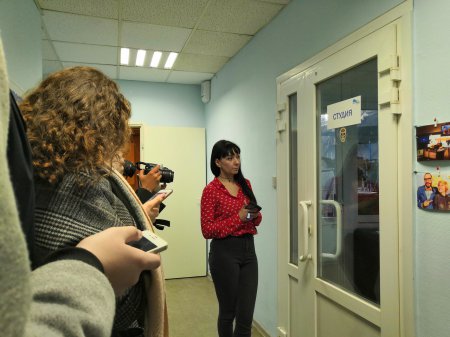 Учащиеся Школы Журналистики побывали на экскурсии в «КИТ-Медиа Холдинг»