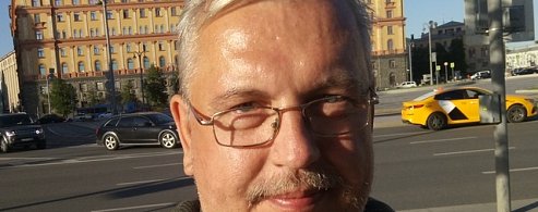 Скончался один из самых авторитетных журналистов и общественно-политических деятелей Саратовской области Дмитрий Олейник